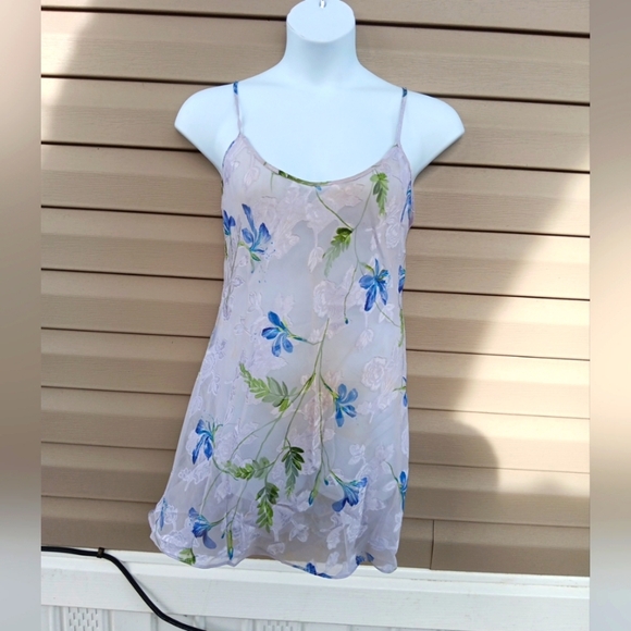 90s California Miss Floral Chemise with Blue and Green Accentsli - Picture 1 of 3